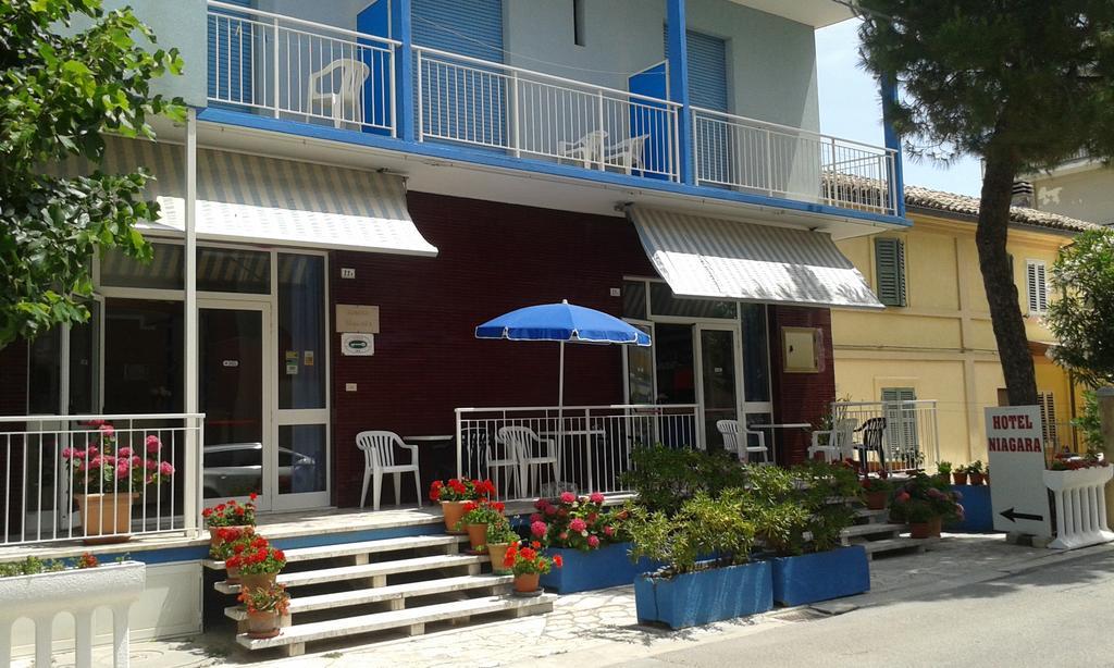מארוטה Hotel Niagara מראה חיצוני תמונה