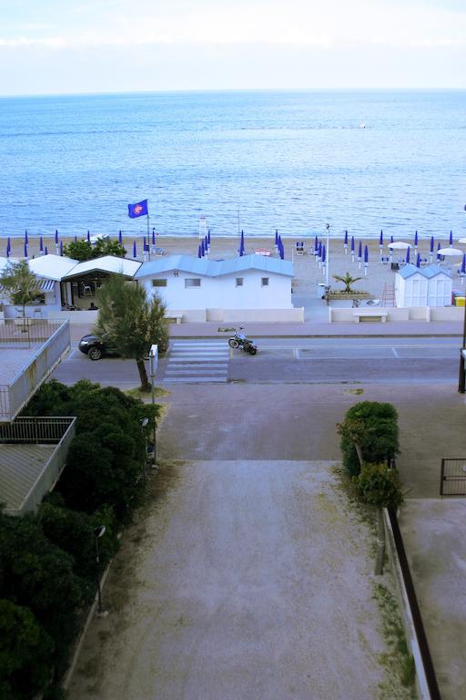 מארוטה Hotel Niagara מראה חיצוני תמונה